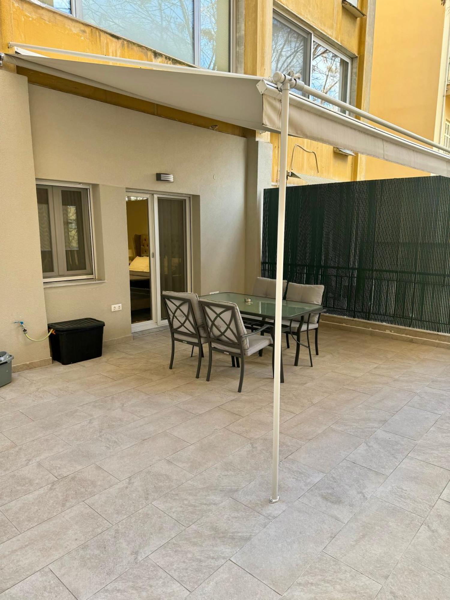 塞萨洛尼基Ag.Sofias Pedestrian Area Luxury Ap. & Big Balcony公寓 外观 照片